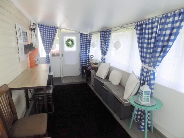 61 Elm St, East Windsor, CT 06088 - view of living area