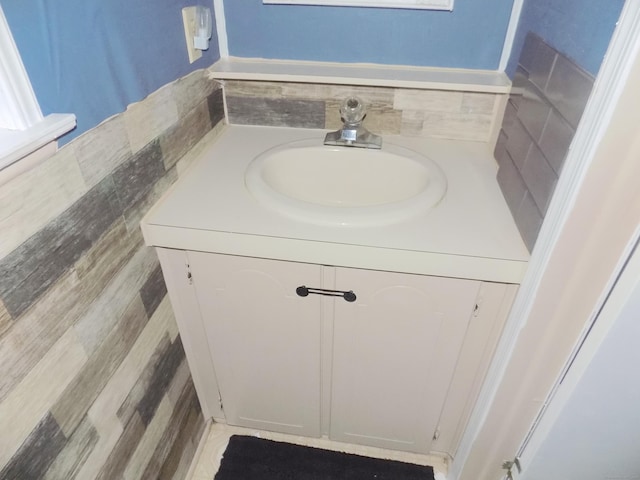 61 Elm St, East Windsor, CT 06088 - bathroom with vanity