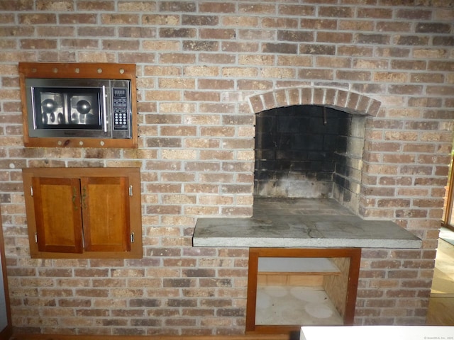 5 Tower Hill Lake Rd, Deep River, CT 06417 - detailed view of a fireplace