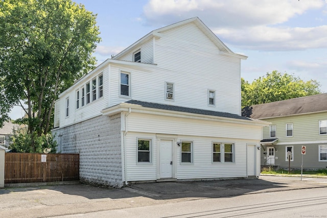 33 William St, Danbury, CT 06810 - view of front of house
