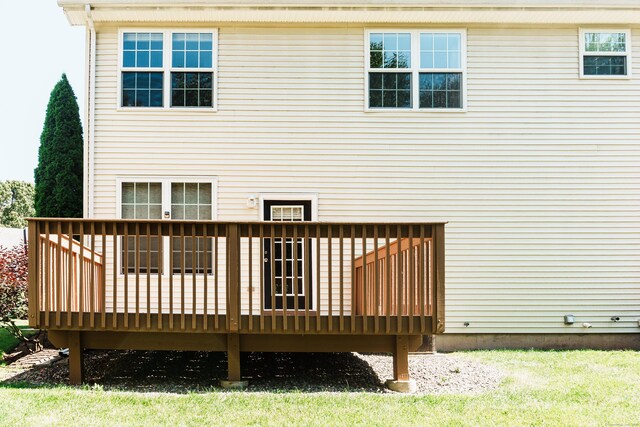 14 Last Leaf Cir Unit 14, Windsor, CT 06095 - rear view of house featuring a deck