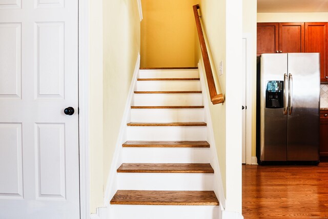 14 Last Leaf Cir Unit 14, Windsor, CT 06095 - staircase with wood finished floors