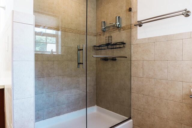 14 Last Leaf Cir Unit 14, Windsor, CT 06095 - full bath with a tile shower
