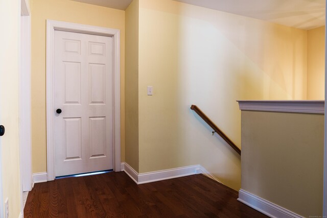 14 Last Leaf Cir Unit 14, Windsor, CT 06095 - hall with an upstairs landing and wood finished floors