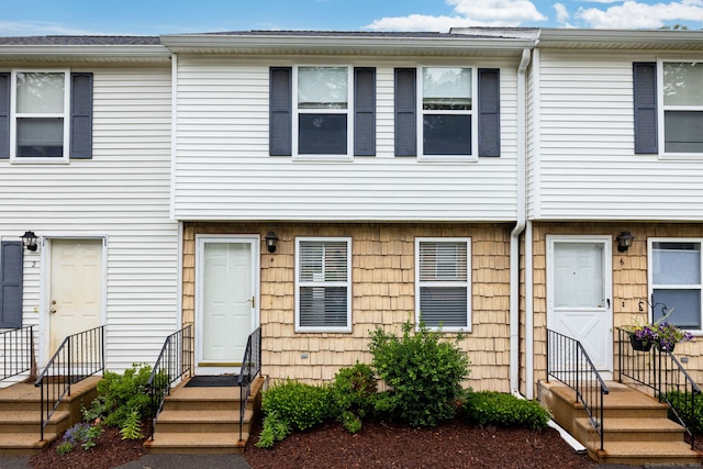 4 Larkspur Ln Unit 4, Glastonbury, CT 06033 - photo 1
