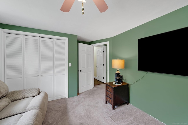 18 Arbor Rd, Monroe, CT 06468 - carpeted living room with a ceiling fan