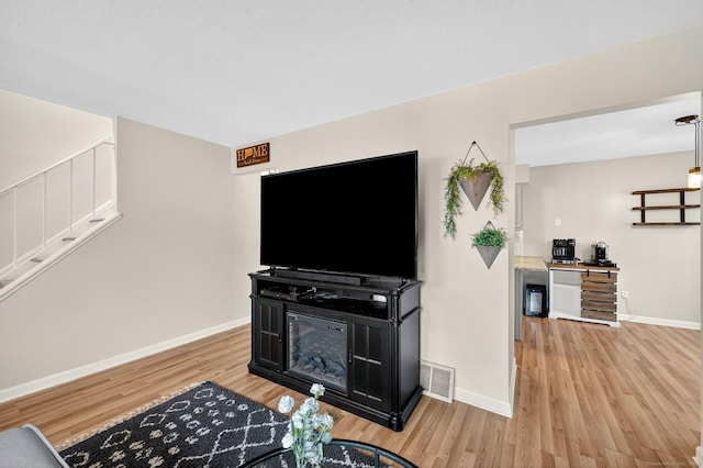 182 Shagbark Dr Unit 182, Derby, CT 06418 - living area with light wood-style floors