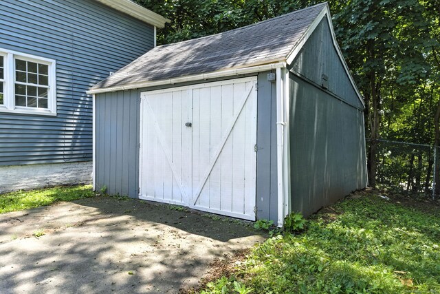5 Church St Apt R, East Windsor, CT 06016 - view of shed