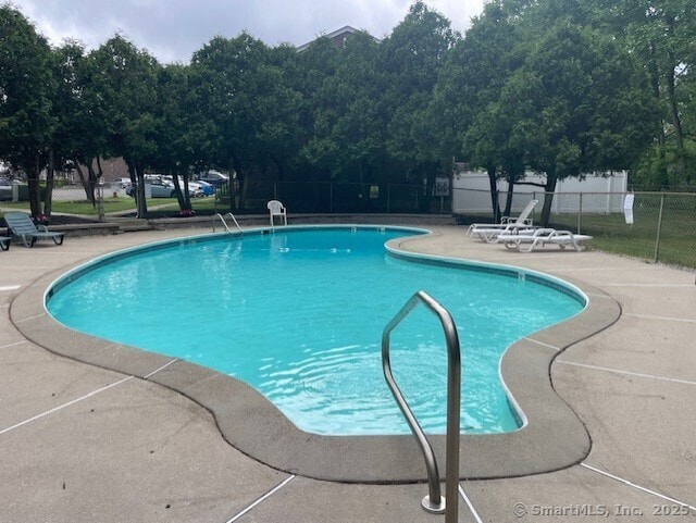 104 N Turnpike Rd Unit B, Wallingford, CT 06492 - community pool featuring a patio area