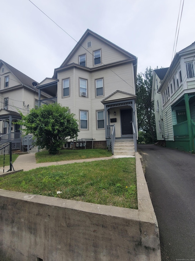 45 Mahl Ave, Hartford, CT 06154 - multi unit property featuring a front yard