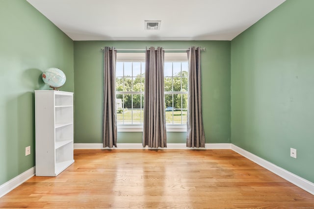 118 Cobblestone Dr, Southington, CT 06479 - spare room with light wood-style flooring