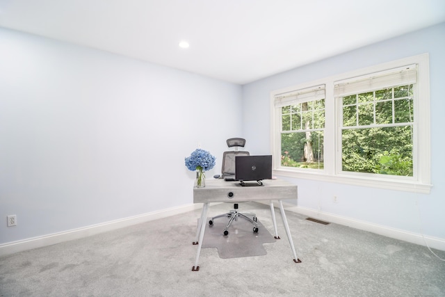 35 Vista Rd, Wilton, CT 06897 - office space featuring carpet flooring