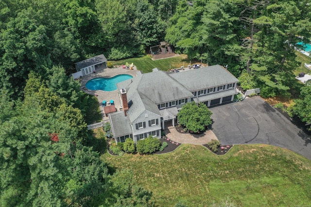 35 Walker Ln, West Hartford, CT 06117 - aerial view of property and surrounding area with a pool