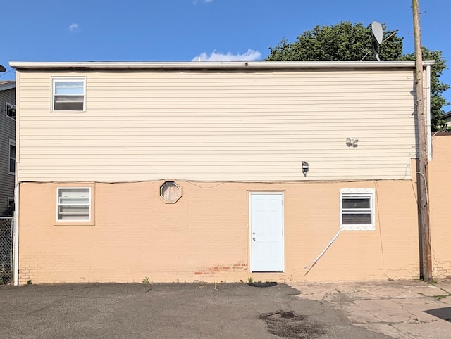 98 Sylvan Ave, New Haven, CT 06519 - back of property
