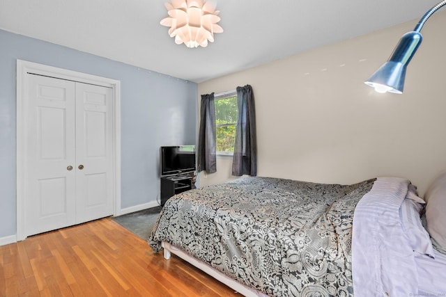 61 Mansfield Rd, New London, CT 06320 - bedroom featuring wood finished floors and a closet