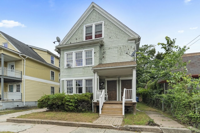 1492 Dixwell Ave, Hamden, CT 06514 - view of front of home