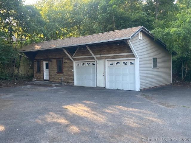 524 Broad St, Bristol, CT 06010 - garage with driveway