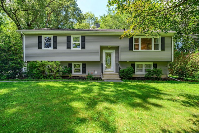15 Sky Edge Ln, Bethel, CT 06801 - split foyer home featuring a front yard