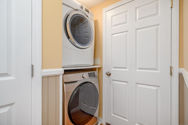 15 Sky Edge Ln, Bethel, CT 06801 - washroom featuring stacked washer and clothes dryer