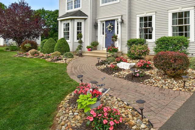55 Hydrangea Ln, Suffield, CT 06078 - entrance to property featuring a lawn