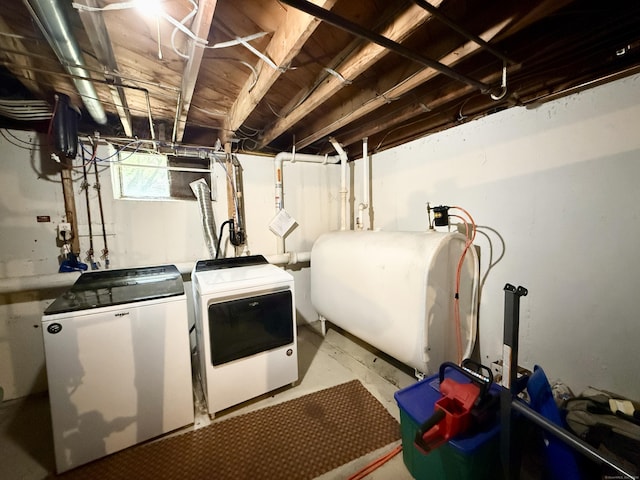 271 Jeniford Rd, Fairfield, CT 06824 - laundry area with separate washer and dryer and heating fuel
