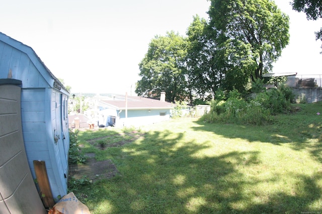 375 Baldwin St, Waterbury, CT 06706 - view of yard