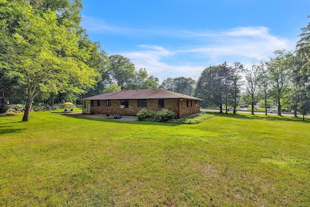 449 Mohegan Avenue Parkway, Waterford, CT 06375 - view of green lawn featuring a patio area