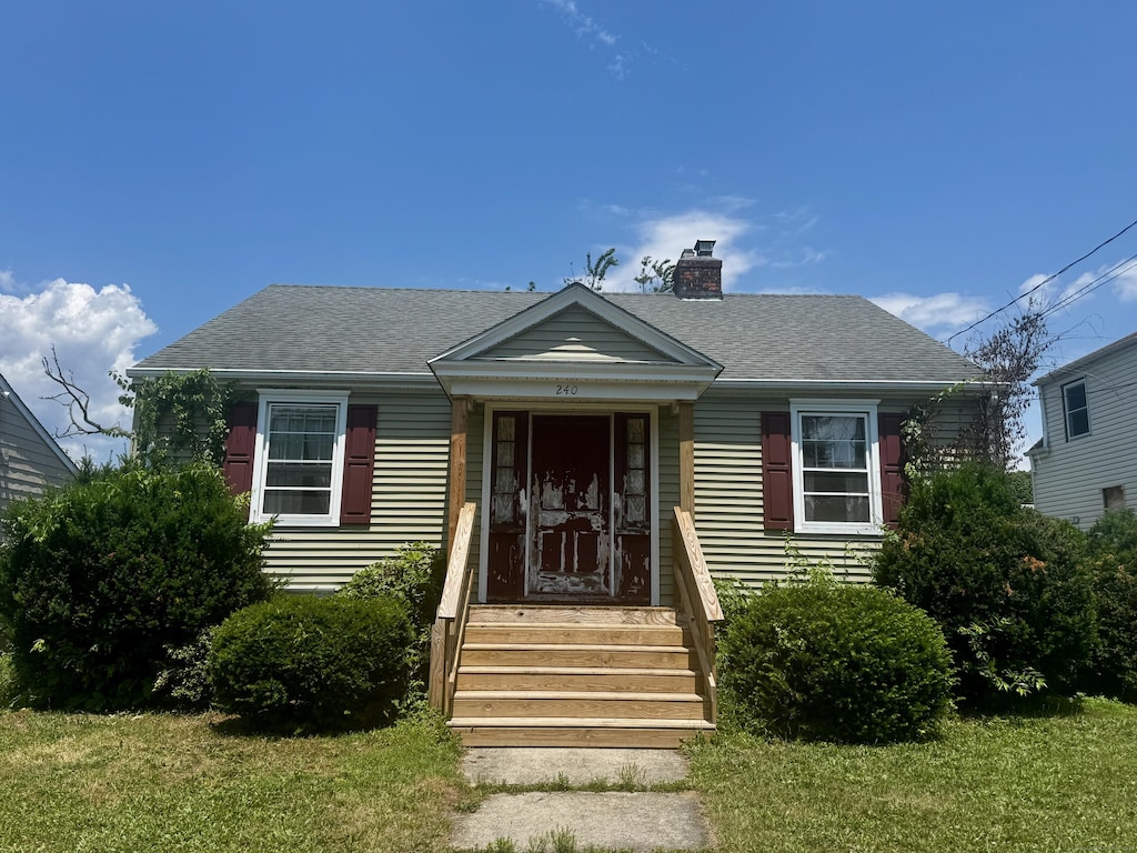 240 Placid Ave, Stratford, CT 06615 - photo 1