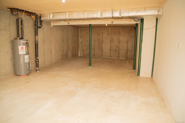 234 Greens Farm Rd Unit 234, Branford, CT 06405 - unfinished below grade area with water heater