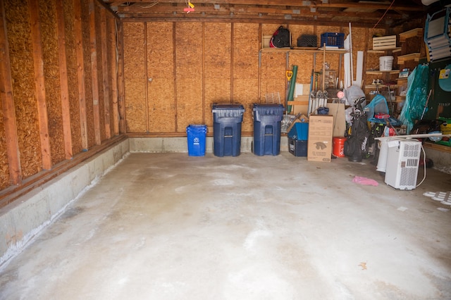 234 Greens Farm Rd Unit 234, Branford, CT 06405 - view of garage