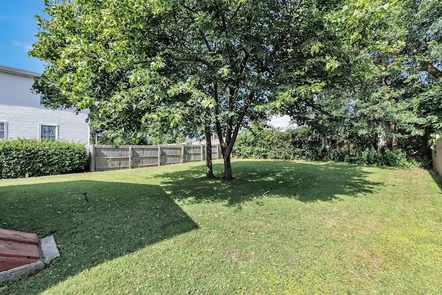 474 Franklin Ave, Stratford, CT 06614 - view of fenced backyard