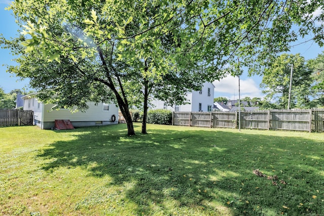 474 Franklin Ave, Stratford, CT 06614 - view of fenced backyard