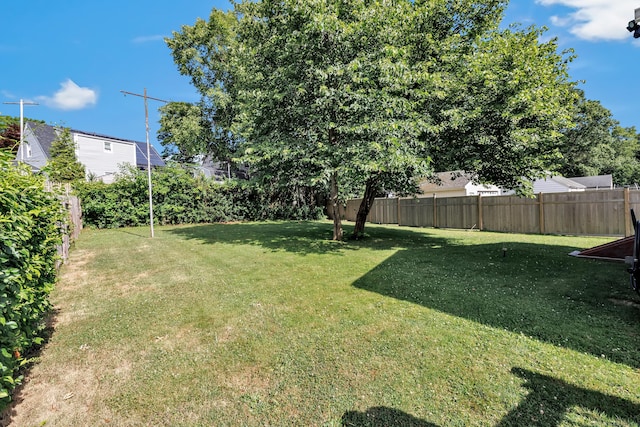 474 Franklin Ave, Stratford, CT 06614 - view of fenced backyard