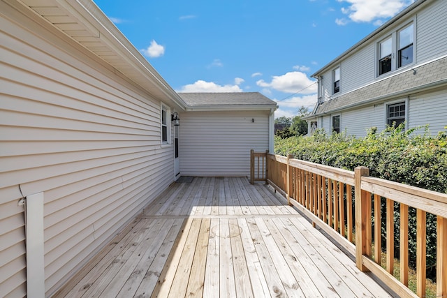 474 Franklin Ave, Stratford, CT 06614 - view of deck