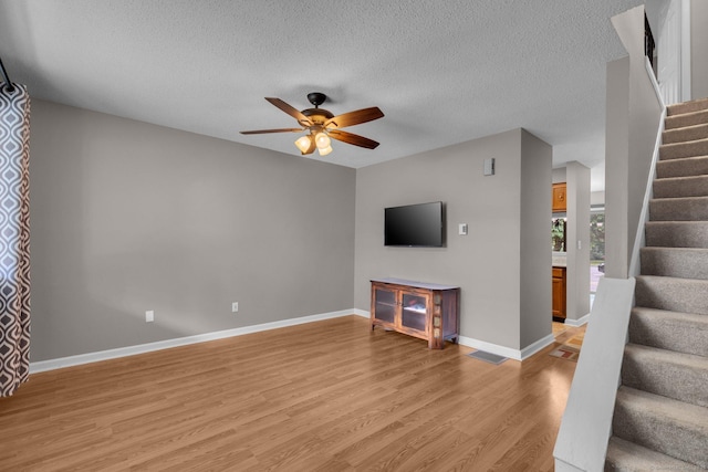 29 Orangewood W Unit 29, Derby, CT 06418 - photo 9
