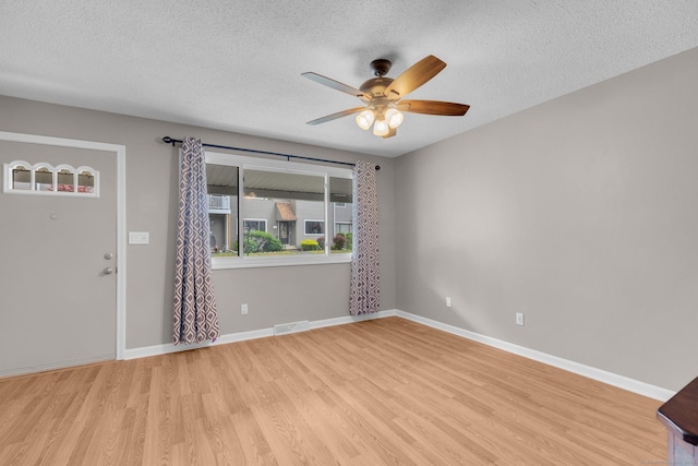 29 Orangewood W Unit 29, Derby, CT 06418 - photo 10