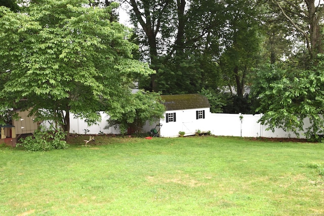 130 Olde Stage Rd, Glastonbury, CT 06033 - view of yard featuring a shed