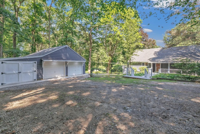 680 Wheelers Farms Rd, Milford, CT 06461 - view of yard with a garage and an outdoor structure