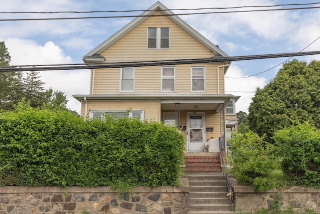 213 Easton Ave, Waterbury, CT 06704 - traditional style home with covered porch