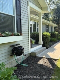 1 Brookfield Rd, Harwinton, CT 06791 - view of side of home