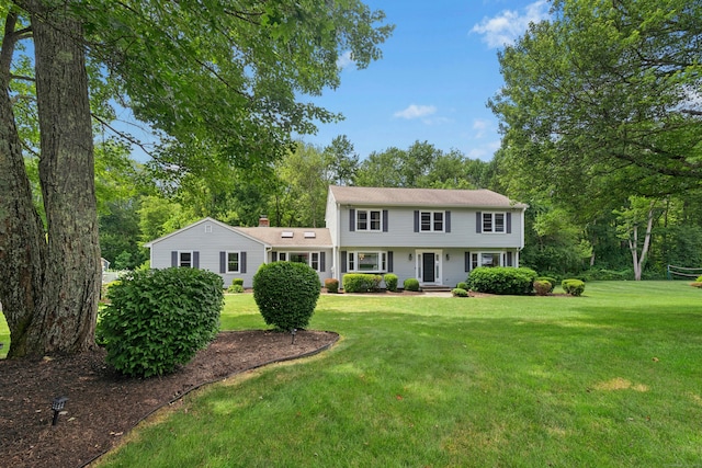 33 Shawnee Ln, Monroe, CT 06468 - colonial house with a front lawn
