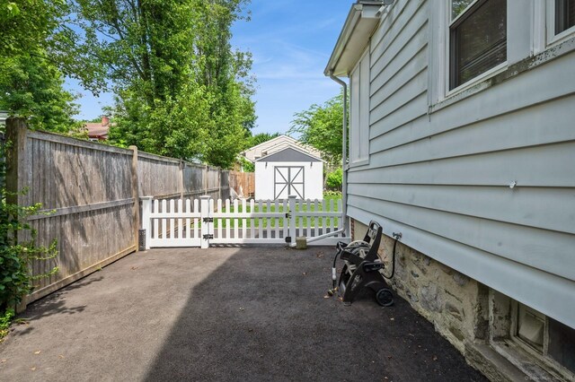 75 Rachelle Ave, Stamford, CT 06905 - photo 40