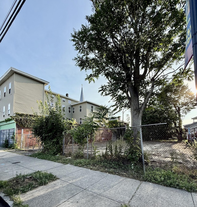 691 E Main St, Bridgeport, CT 06608 - photo 1
