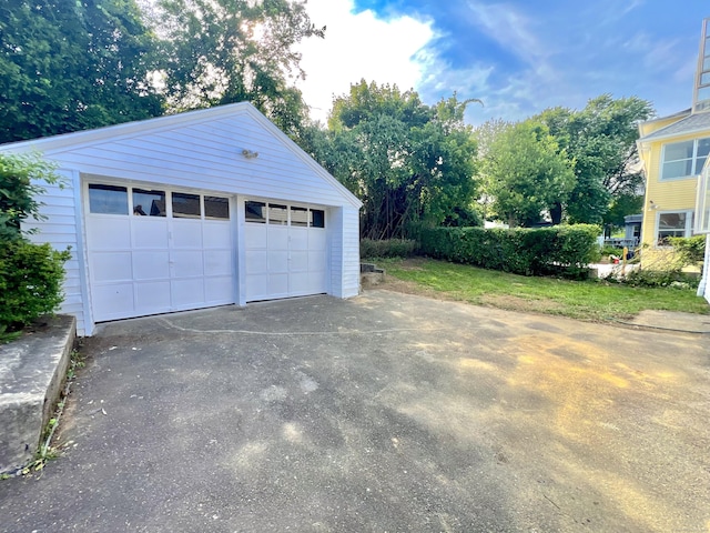 50 Norman St, Waterbury, CT 06708 - view of detached garage