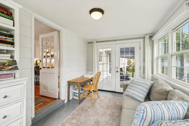 10 Craigmoor Rd, West Hartford, CT 06107 - sunroom featuring french doors