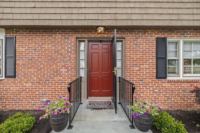 1182 N Main St, West Hartford, CT 06117 - entrance to property with brick siding