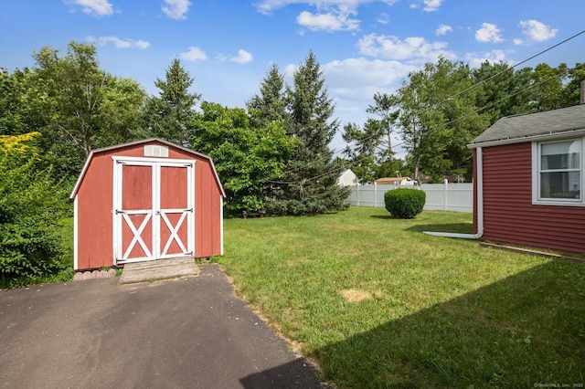 5 Hale Ct, Plainville, CT 06062 - view of yard with a storage unit