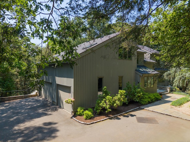 204 Sam Hill Rd, Guilford, CT 06437 - photo 2