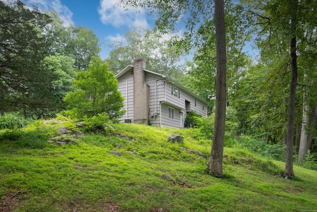 16 Skidmore Ln, Newtown, CT 06482 - view of yard