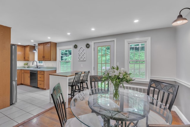 140 Ridgewood Rd, East Hartford, CT 06118 - dining room featuring recessed lighting and light wood finished floors